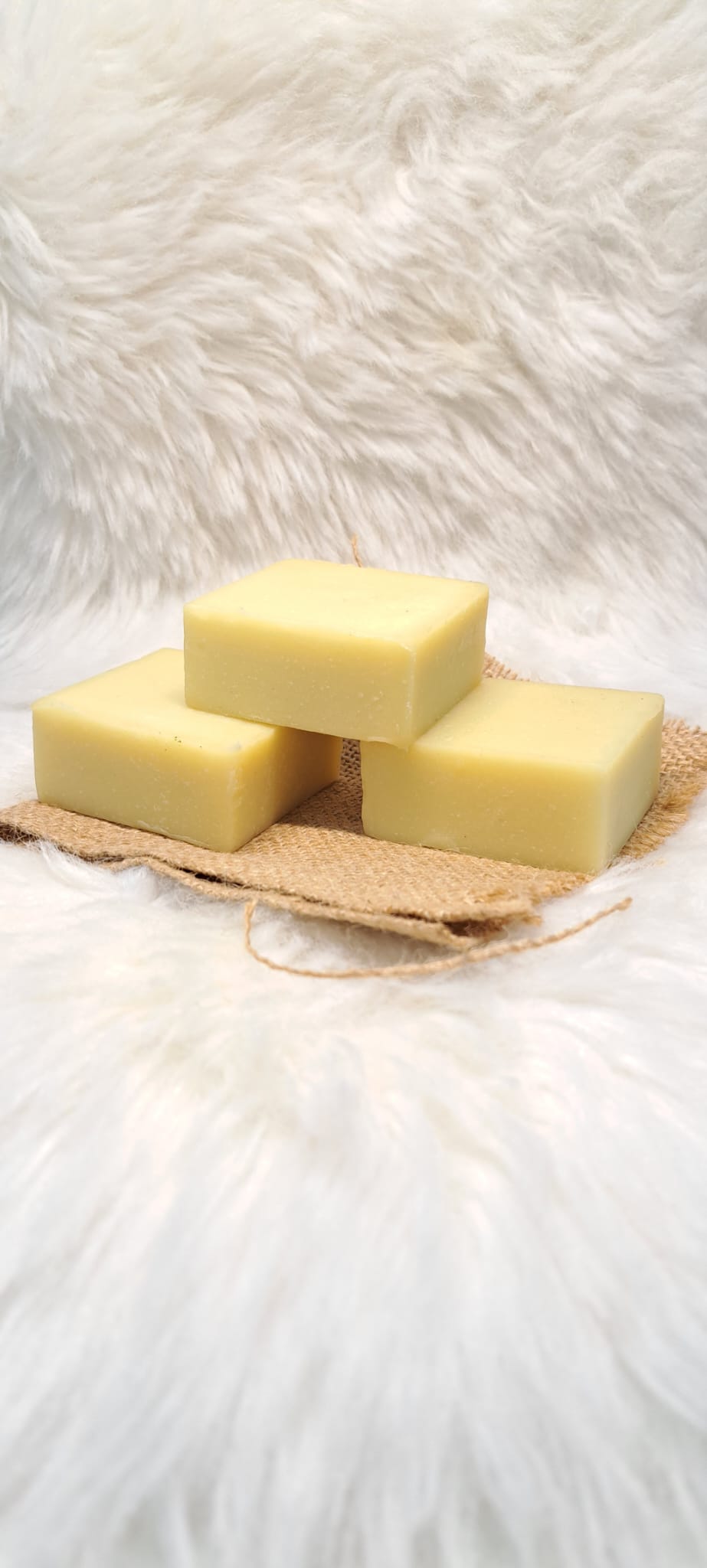 🧼Mandelseife – handgemacht & naturrein – besonders mild für trockene und sensible Haut